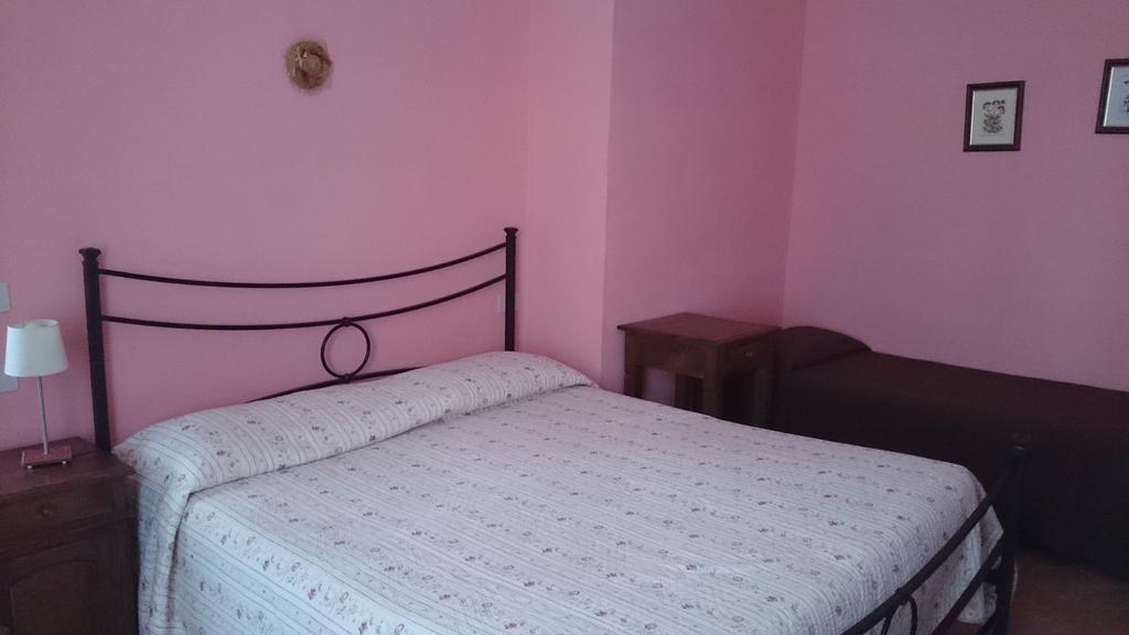 Il Casale Bed & Breakfast Poggibonsi Exterior foto